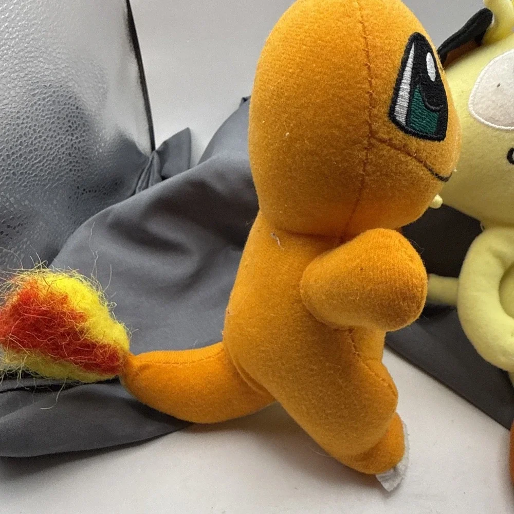 Pokémon Charmander And Meowith Plush Small Pre Owned